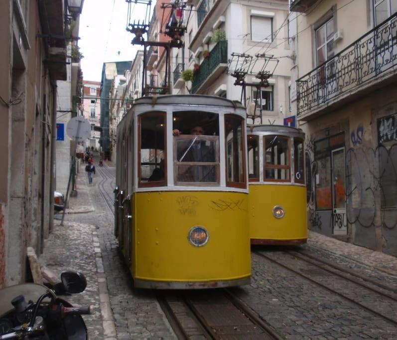C3 Bairro Alto Cozy Romantic Loft In 18Th Century Building Лиссабон Экстерьер фото