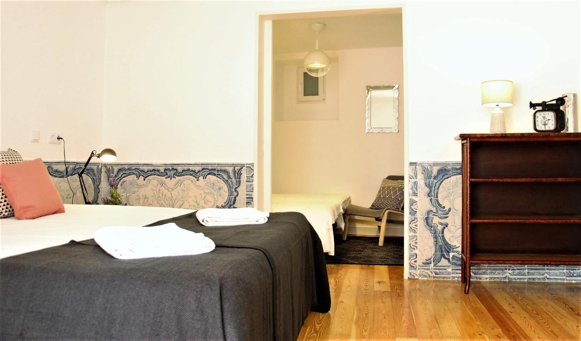 C3 Bairro Alto Cozy Romantic Loft In 18Th Century Building Лиссабон Экстерьер фото
