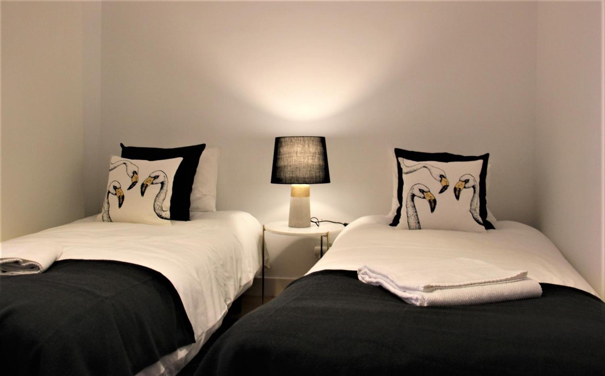 C3 Bairro Alto Cozy Romantic Loft In 18Th Century Building Лиссабон Экстерьер фото