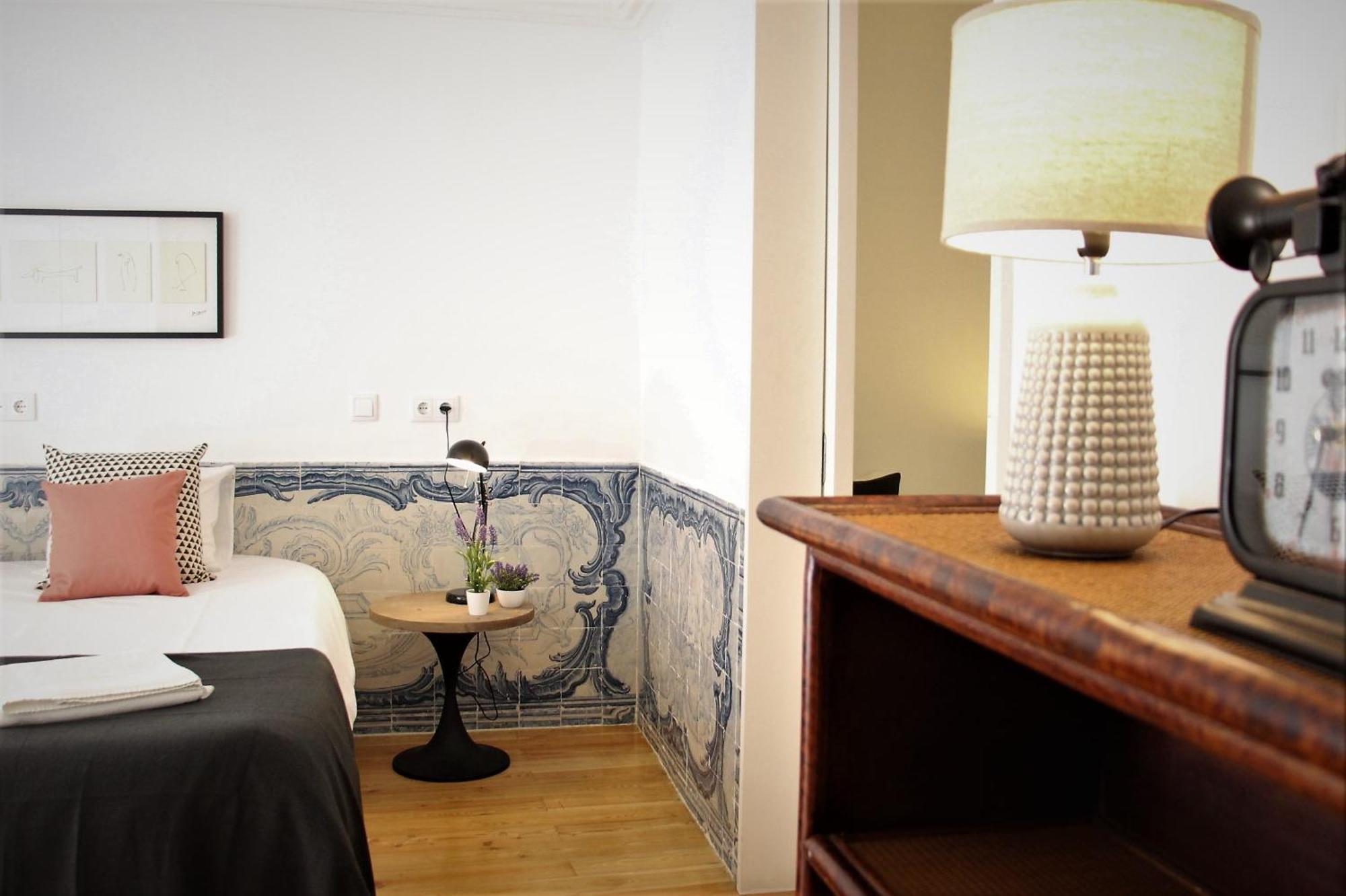 C3 Bairro Alto Cozy Romantic Loft In 18Th Century Building Лиссабон Экстерьер фото
